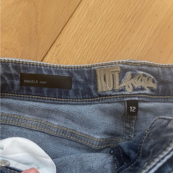 Kut From The Kloth Denim Skirt - Picture 4 of 4